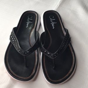 Cole Haan thongs black leather flat embellished